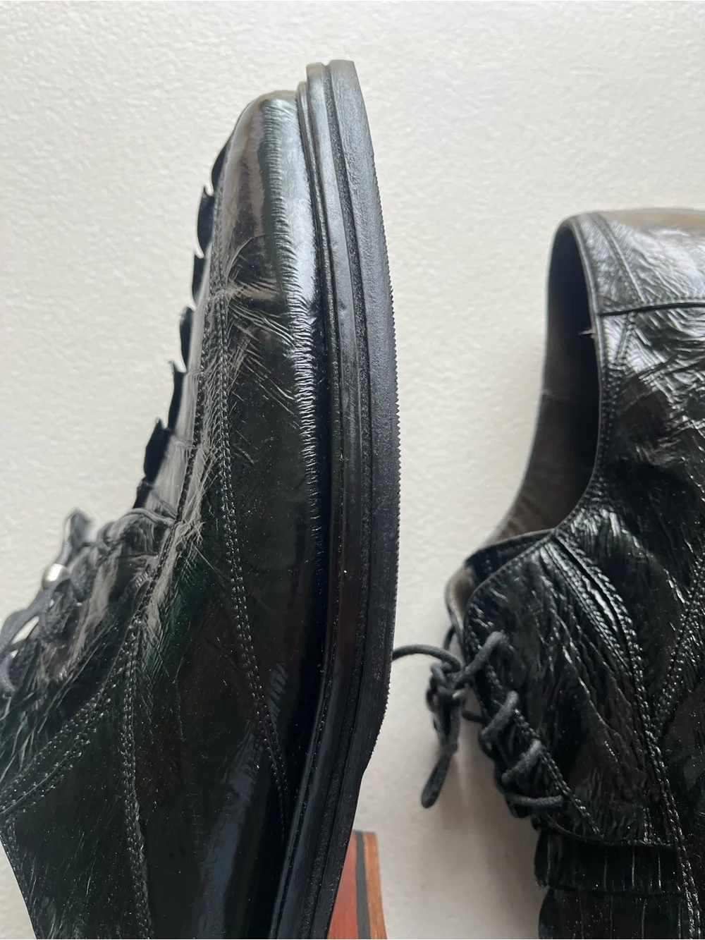 Romano croc embossed